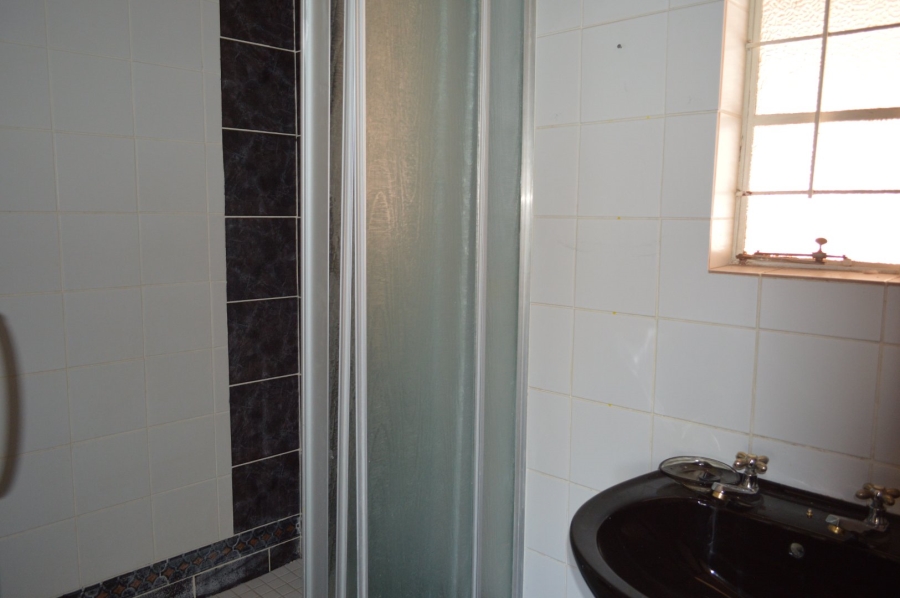 5 Bedroom Property for Sale in Flamwood North West